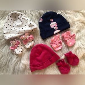 Gerber & Onesies 0-6M baby caps/hats & mittens